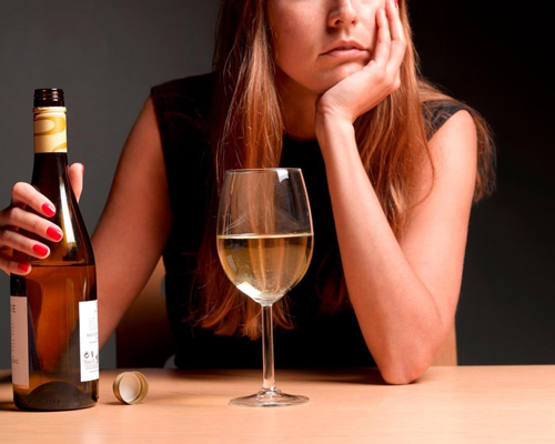 Анонимное лечение женского алкоголизма в Шатуре